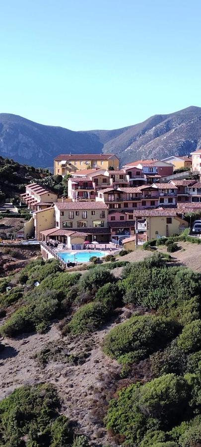 L'Estasi Tanca Piras A Bordo Piscina Con Vista Mare Villa Nebida Exterior foto